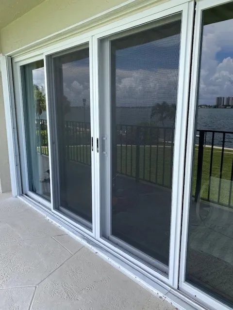 Sliding screen door installation